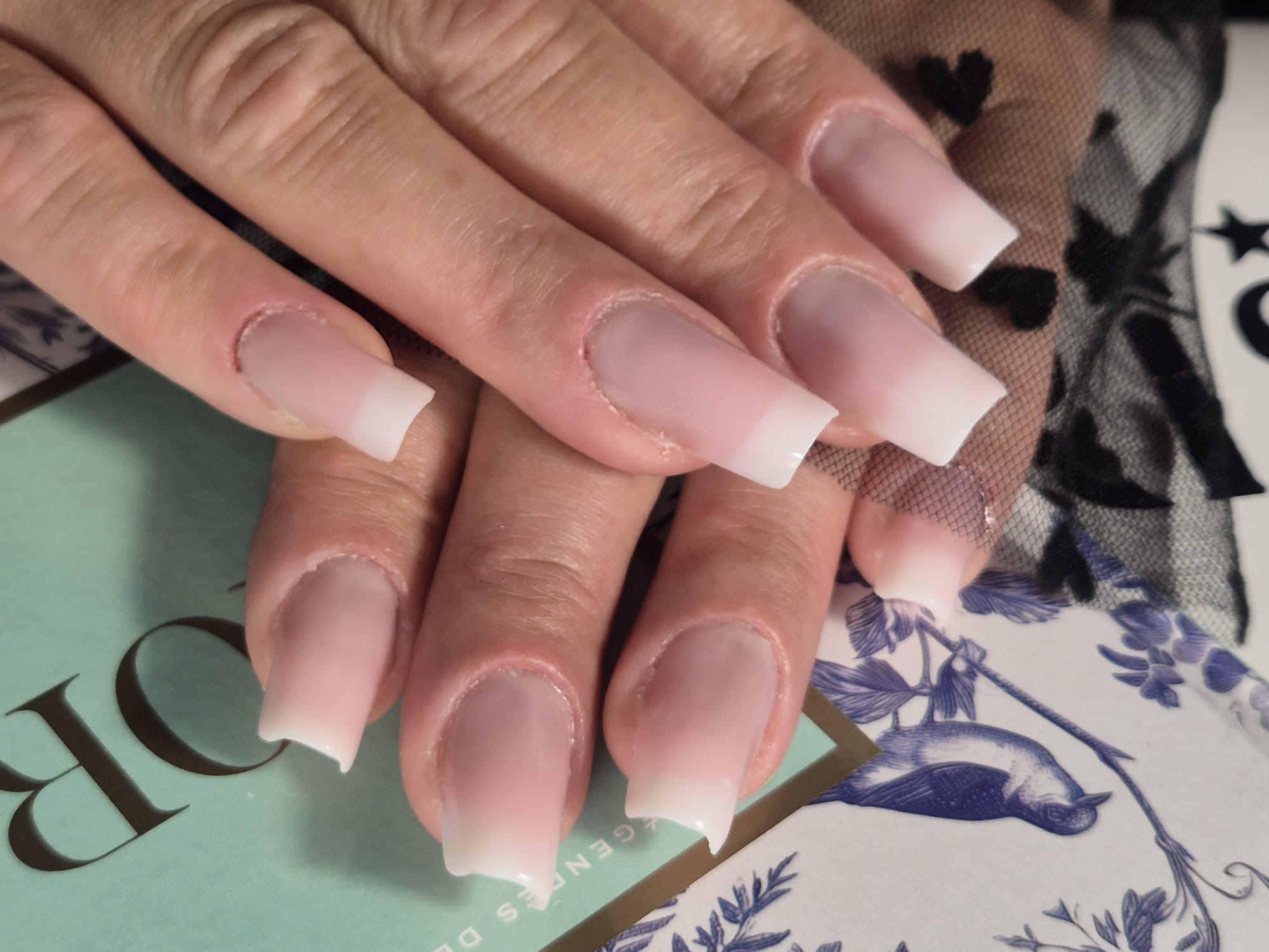 Baby Boomer Court Carré — nail art gel baby Rezé Nantes M&A Nail Design