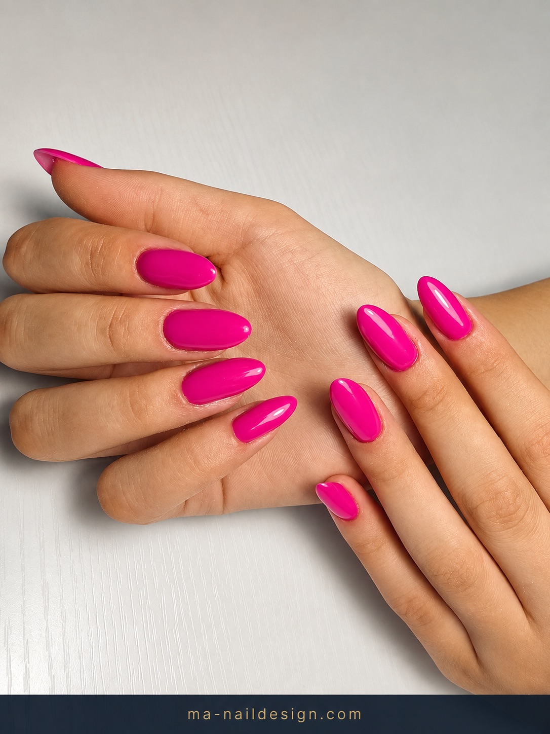 Fuchsia Amande Duo — nail art gel color Rezé Nantes M&A Nail Design