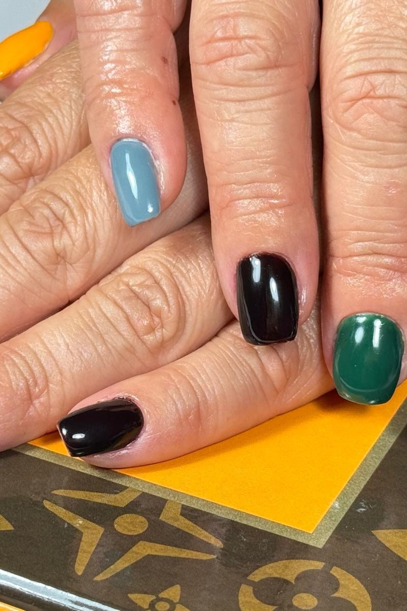 Art Multicolore — nail art gel art Rezé Nantes M&A Nail Design