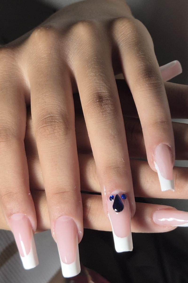 French Perle Bleue — nail art gel french Rezé Nantes M&A Nail Design